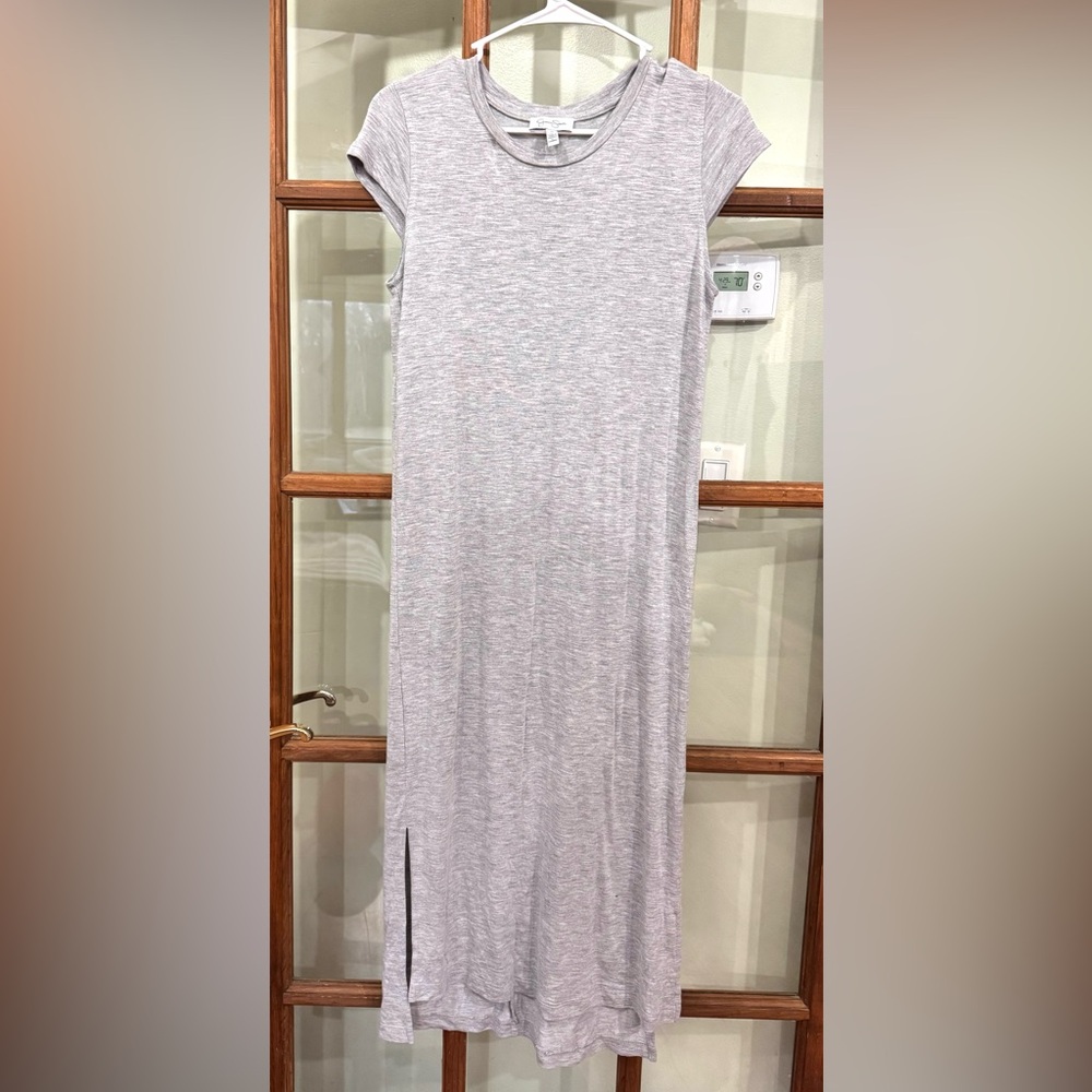 Jessica Simpson Light Gray Casual T-Shirt Dress - Long